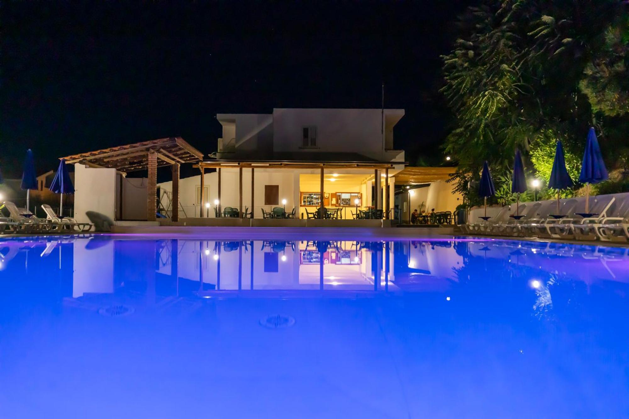 Residence Limoneto Capo Vaticano Esterno foto