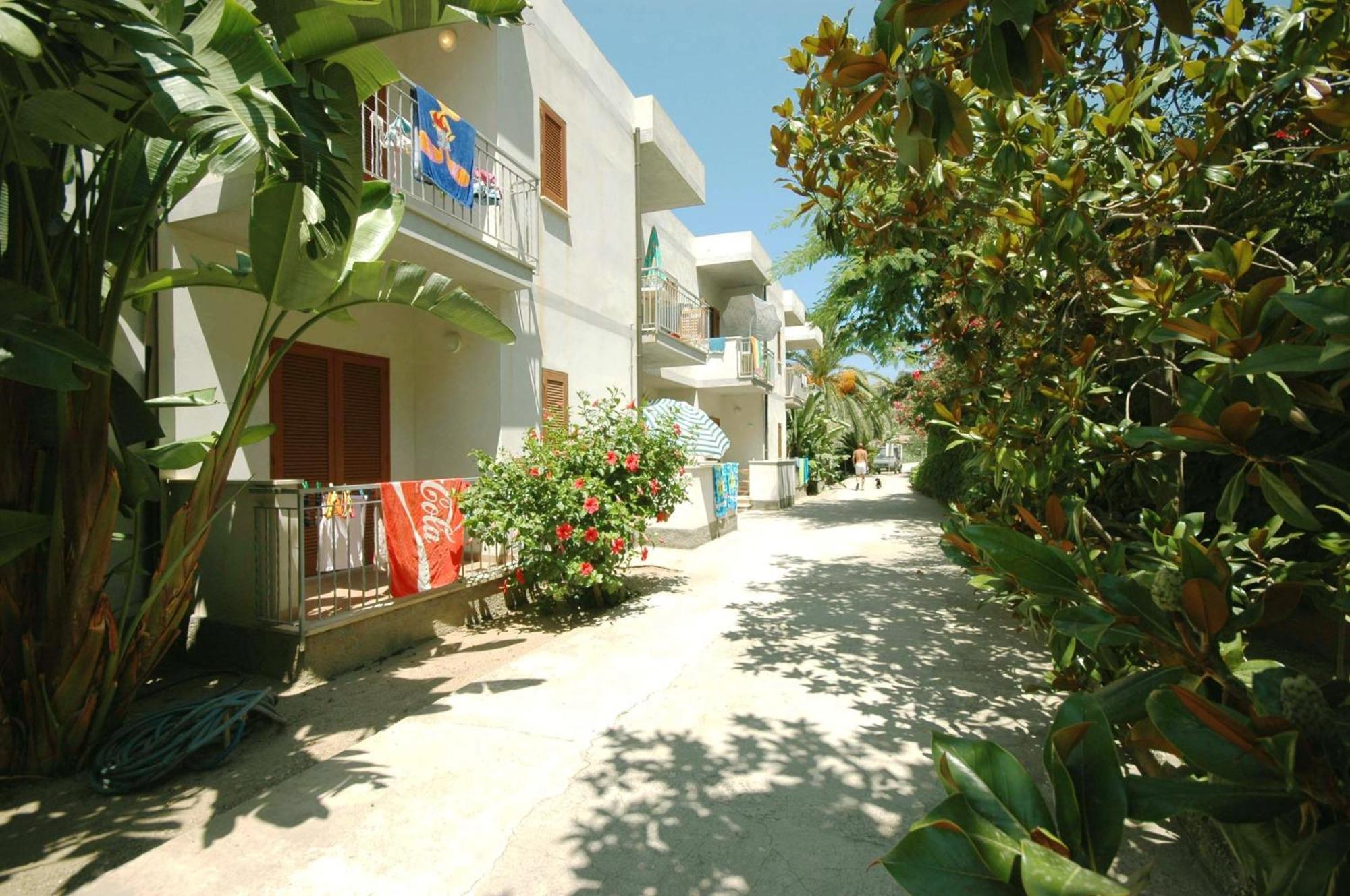 Residence Limoneto Capo Vaticano Esterno foto